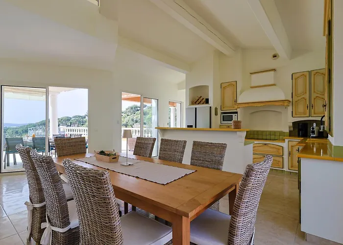 Provenzalische Maison Des Loups - Garten Mit Meerblick Und Infinity Pool By Riviera Homelife * サント・マキシム