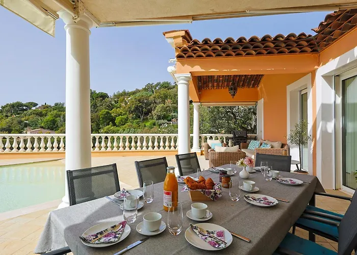 Provenzalische Maison Des Loups - Garten Mit Meerblick Und Infinity Pool By Riviera Homelife * Sainte-Maxime