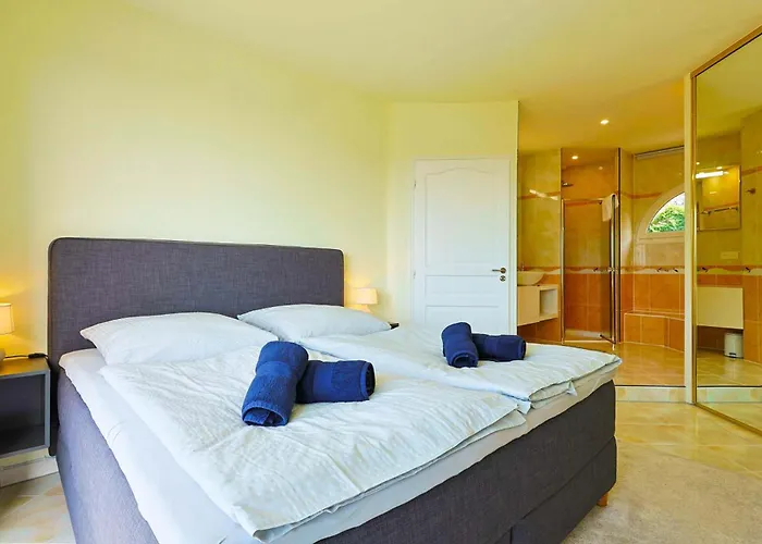 Tatil Evi Provenzalische Maison Des Loups - Garten Mit Meerblick Und Infinity Pool By Riviera Homelife Sainte-Maxime