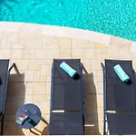 Holiday home Provenzalische Maison Des Loups - Garten Mit Meerblick Und Infinity Pool By Riviera Homelife Sainte-Maxime
