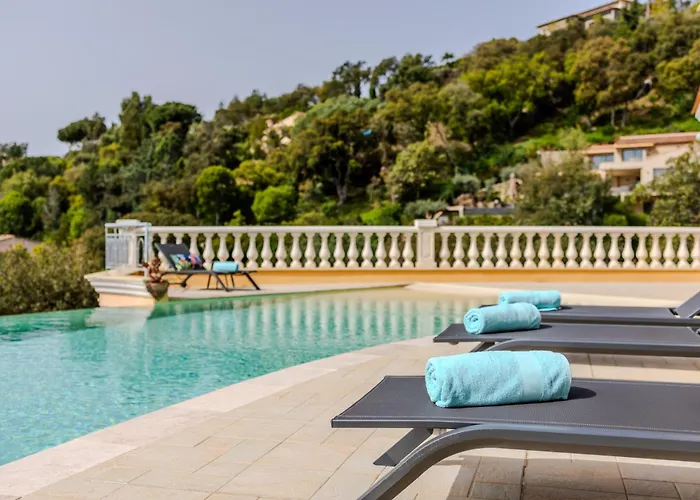 Provenzalische Maison Des Loups - Garten Mit Meerblick Und Infinity Pool By Riviera Homelife