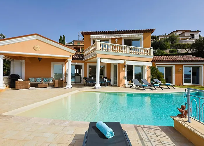 Provenzalische Maison Des Loups - Garten Mit Meerblick Und Infinity Pool By Riviera Homelife Vakantiehuis